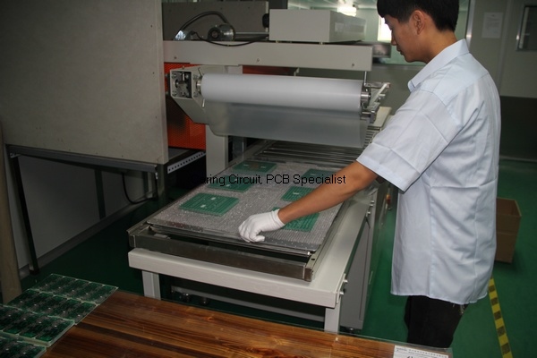china batch PCB board vacuum package